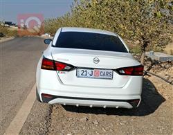 نيسان ألتيما